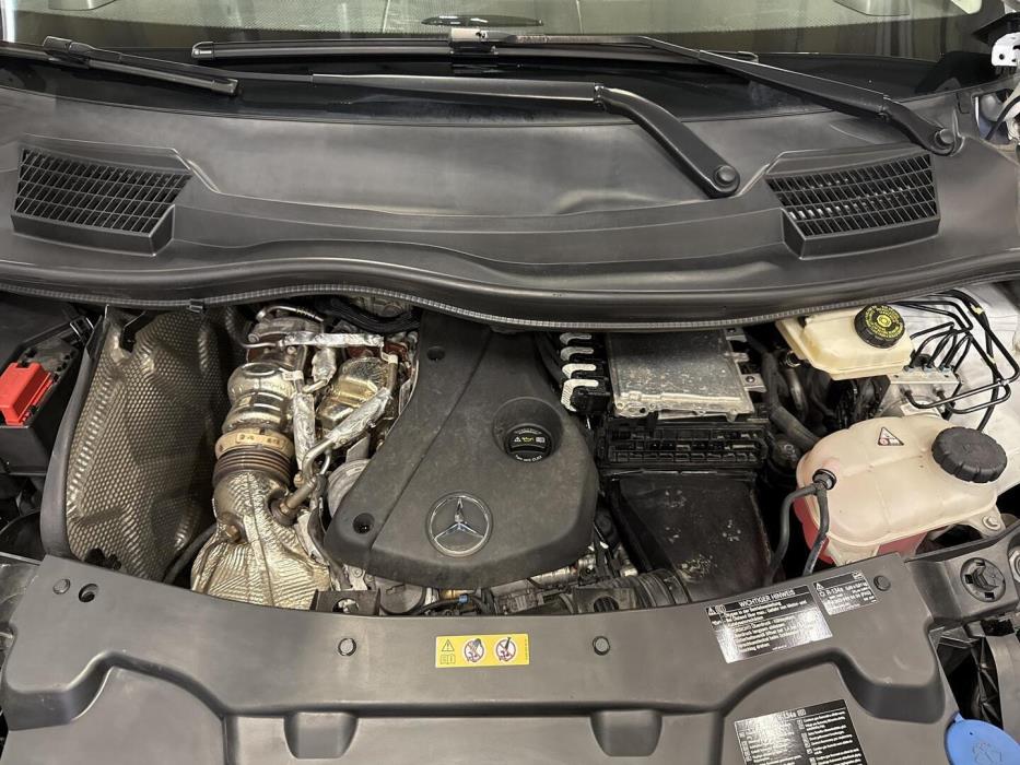 MERCEDES-BENZ VITO 2021