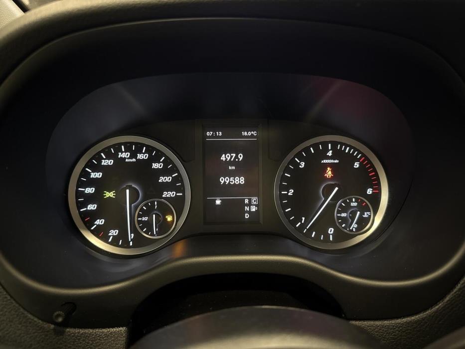 MERCEDES-BENZ VITO 2021