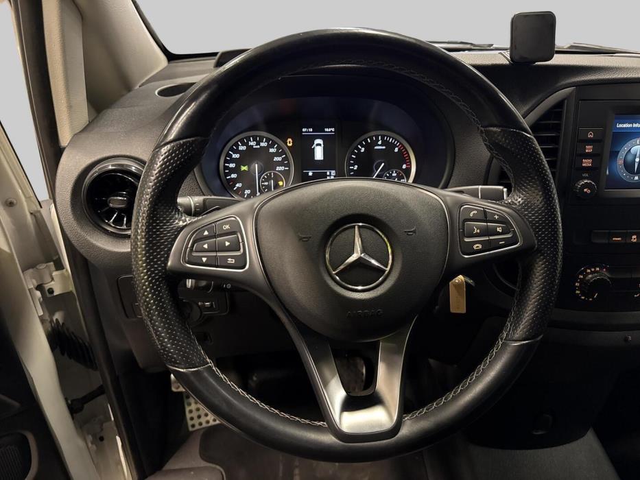 MERCEDES-BENZ VITO 2021