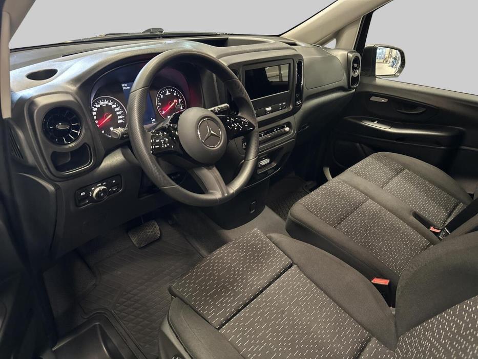 MERCEDES-BENZ VITO 2025