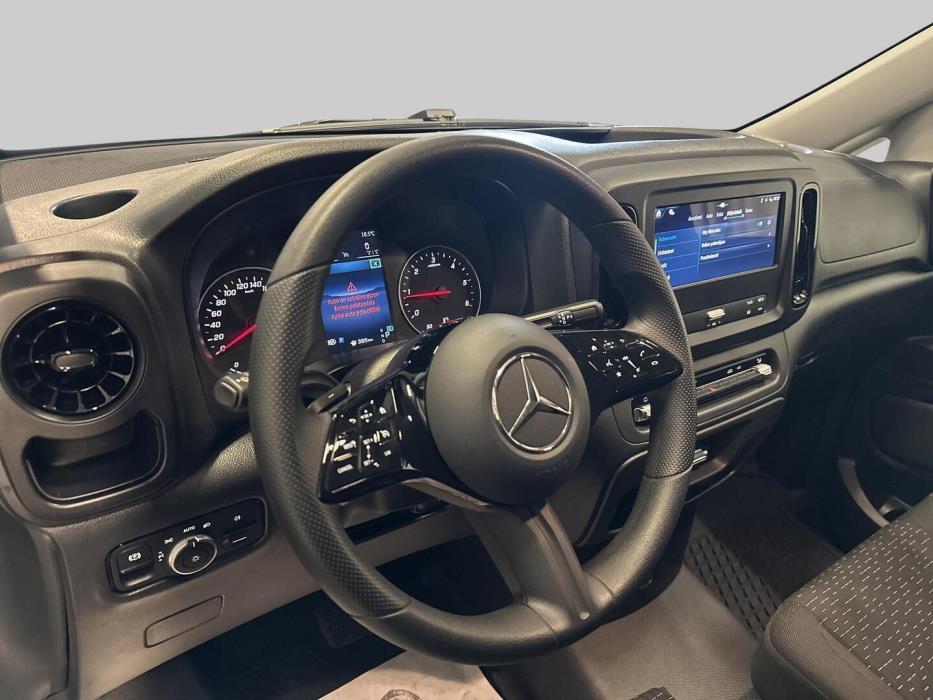 MERCEDES-BENZ VITO 2025