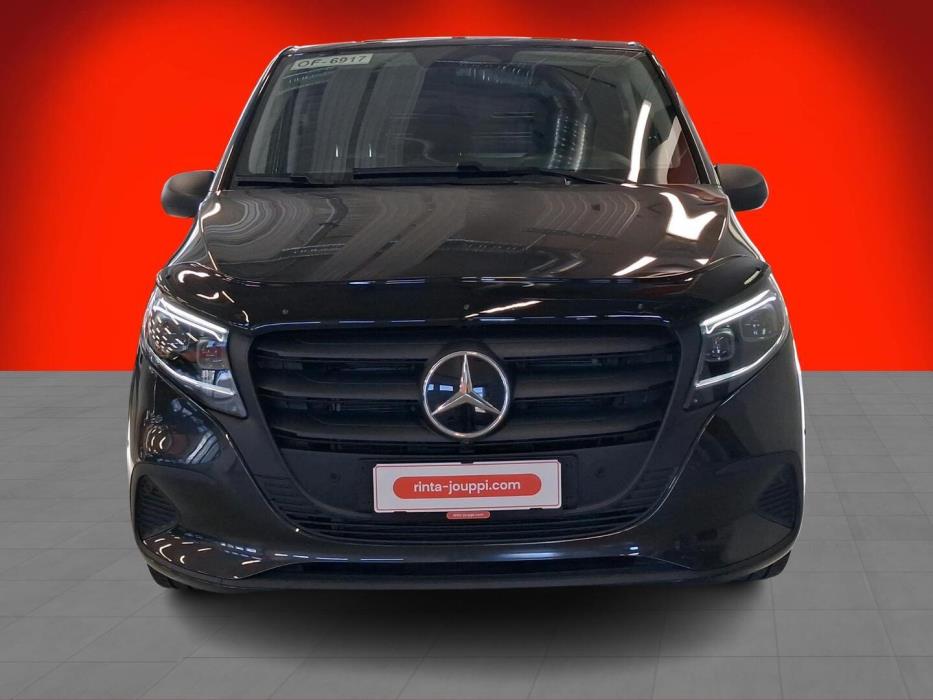 MERCEDES-BENZ VITO 2025