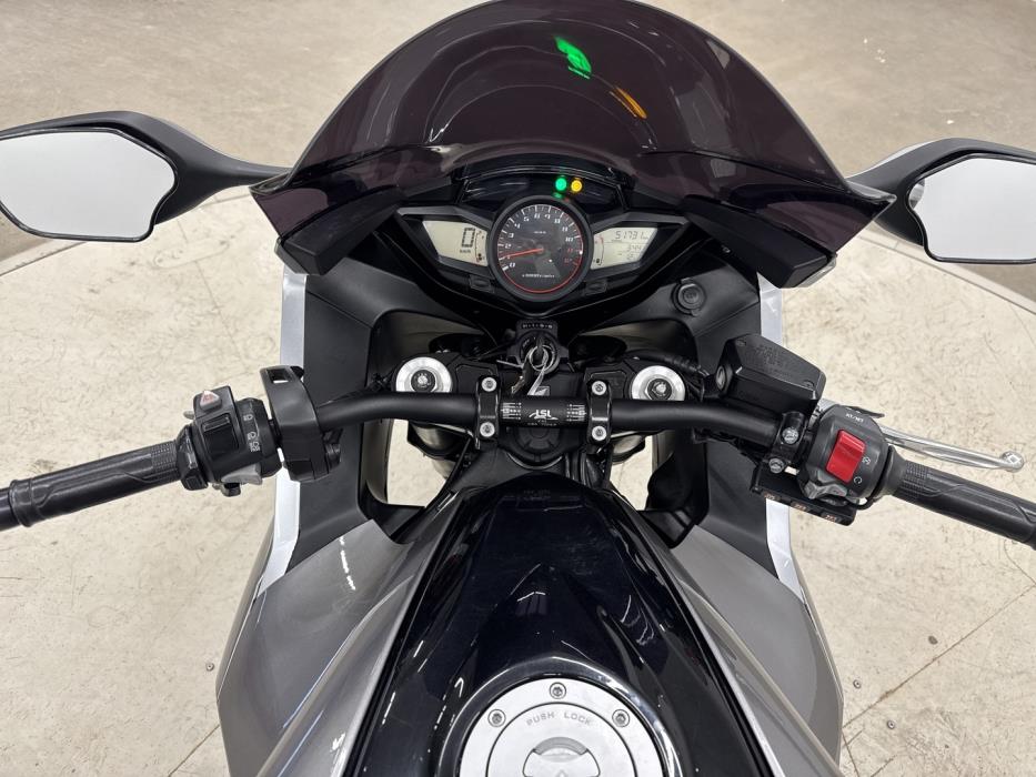 HONDA VFR 2011