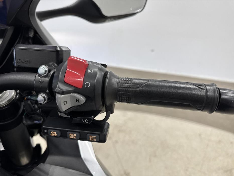 HONDA VFR 2011