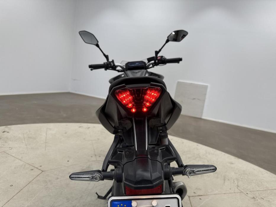 YAMAHA MT-07 2021