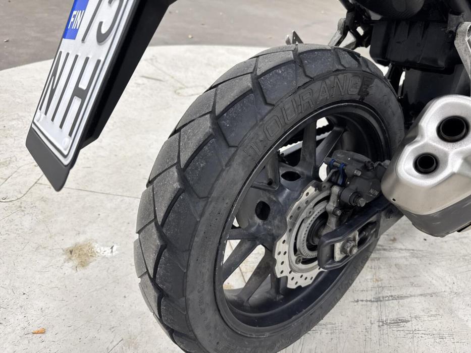 HONDA CB 2020