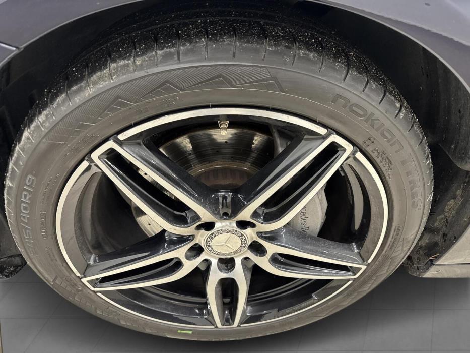 MERCEDES-BENZ E 2017