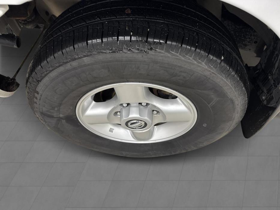 NISSAN NP300 2008