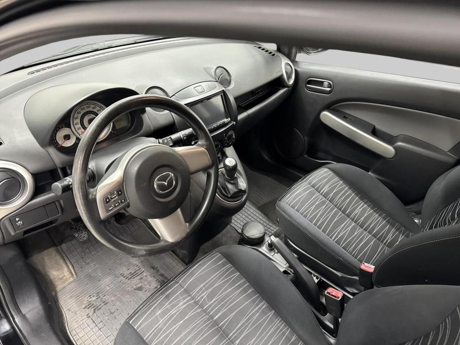 MAZDA Mazda2 2009