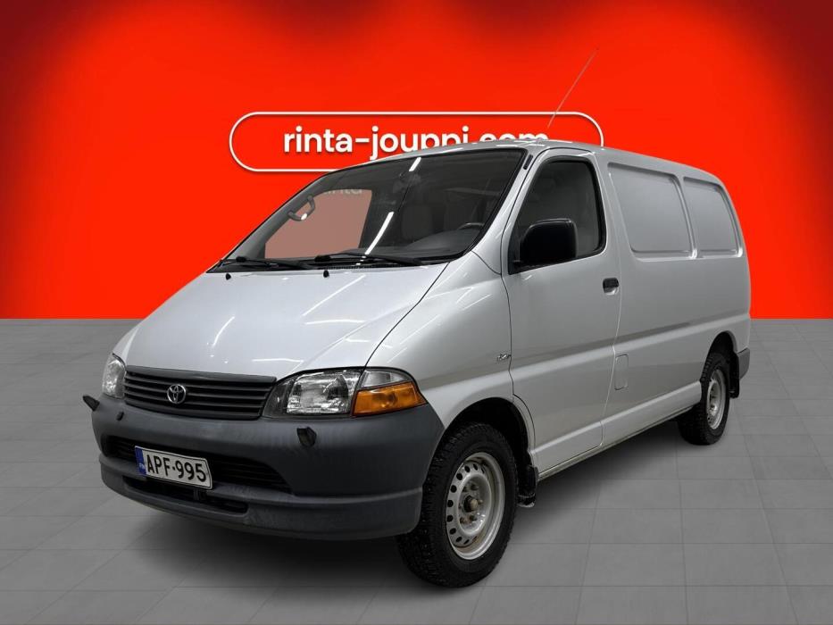 TOYOTA HIACE 2004