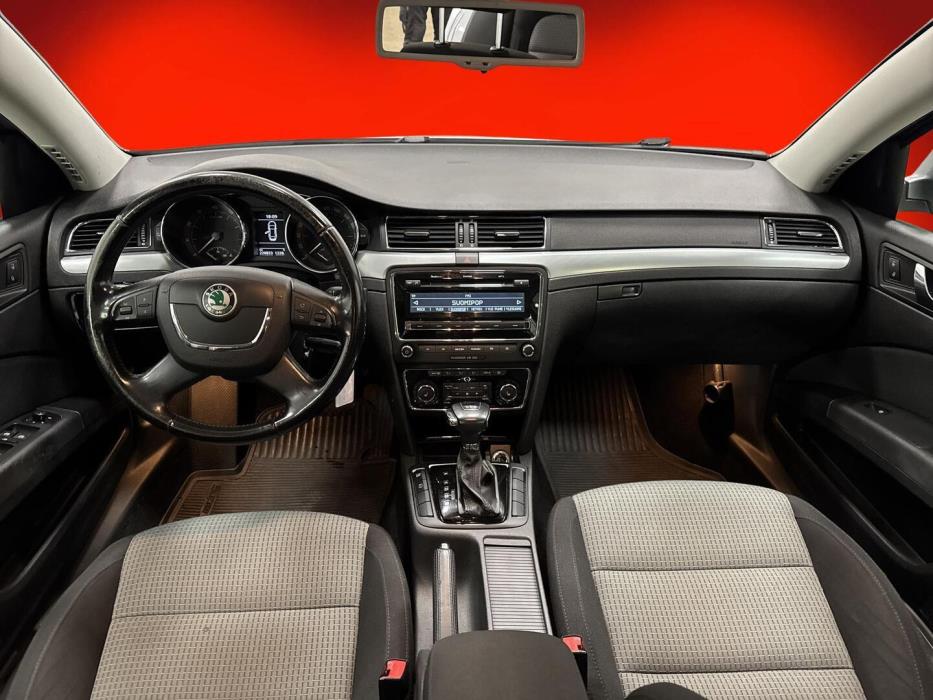 SKODA Superb 2009