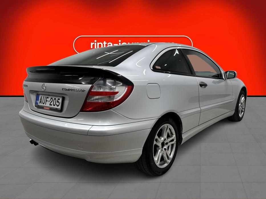 MERCEDES-BENZ C 2006