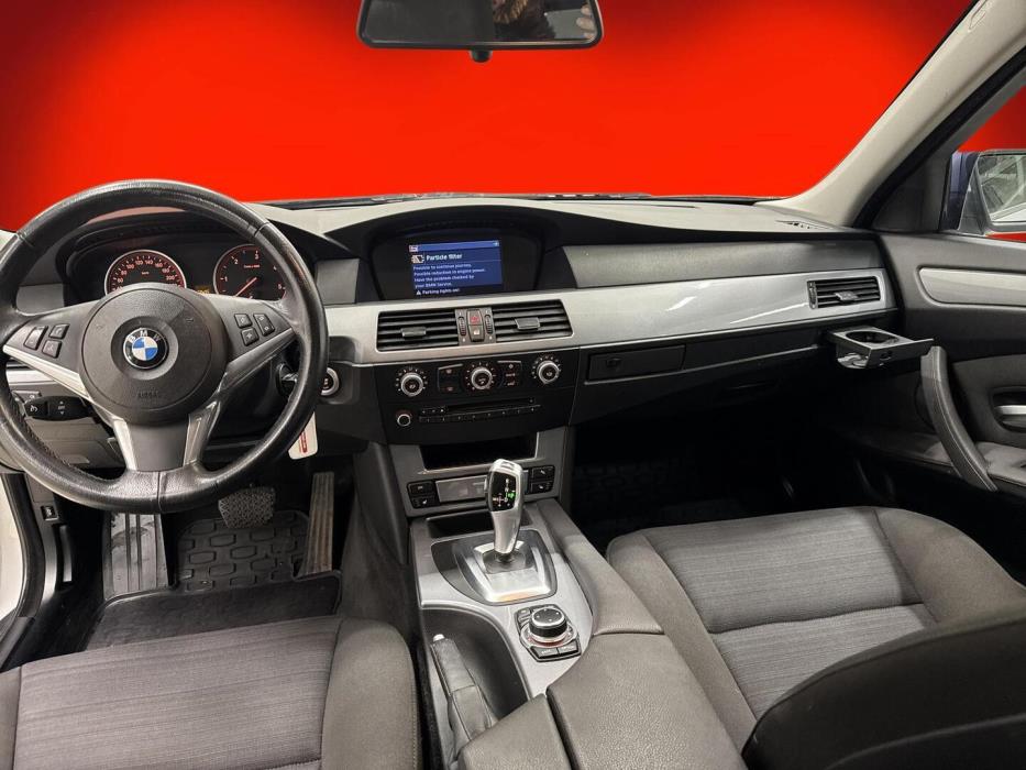 BMW 520 2009