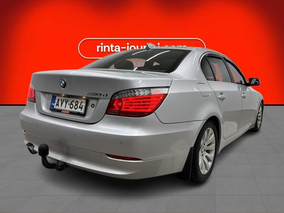 BMW 520 2009