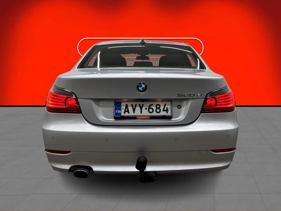 BMW 520 2009