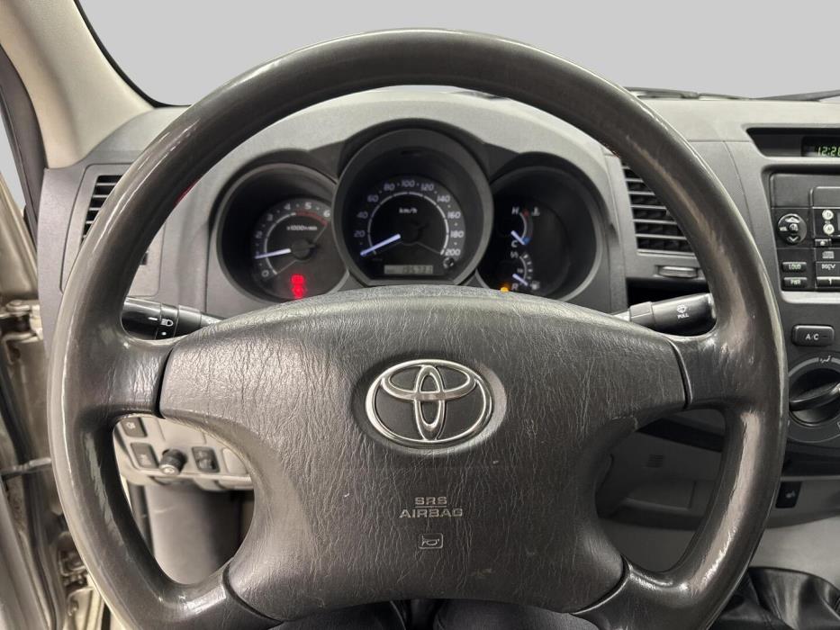 TOYOTA Hilux 2008