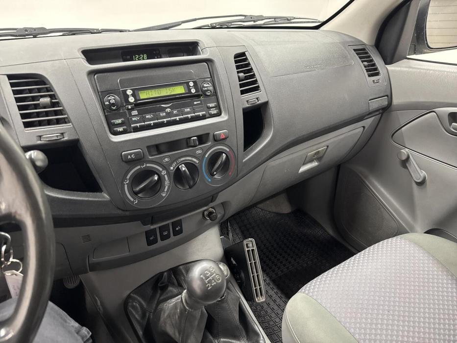 TOYOTA Hilux 2008