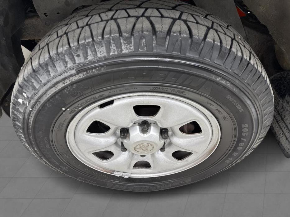 TOYOTA Hilux 2008