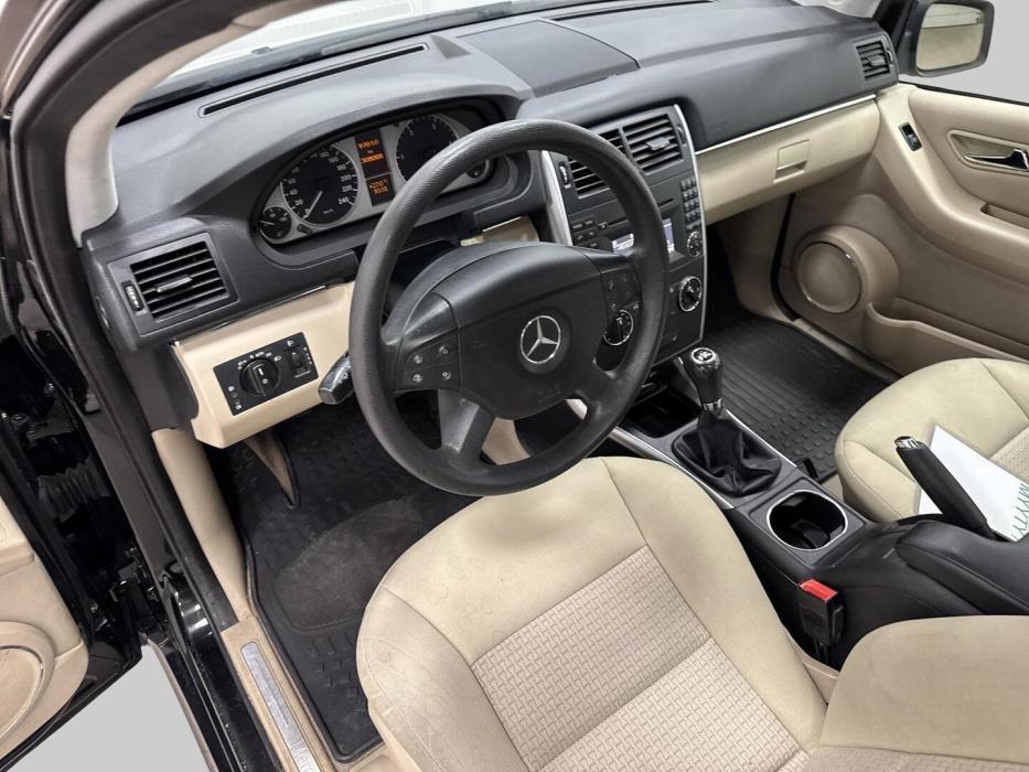 MERCEDES-BENZ B 2008