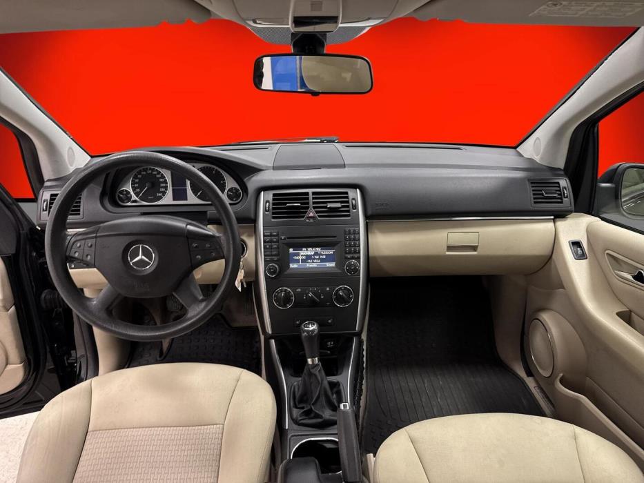 MERCEDES-BENZ B 2008