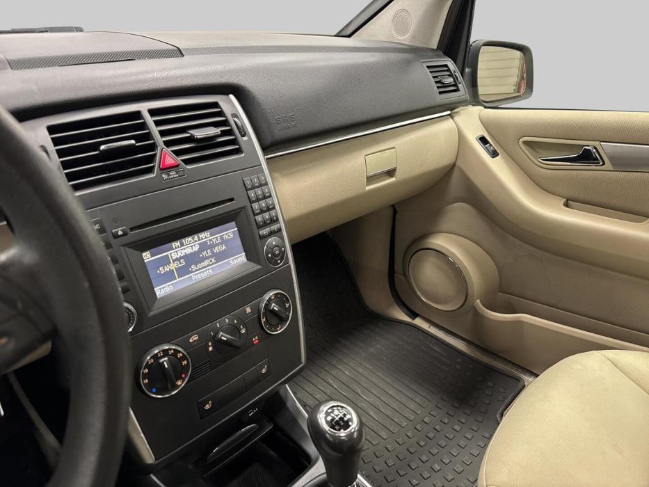 MERCEDES-BENZ B 2008