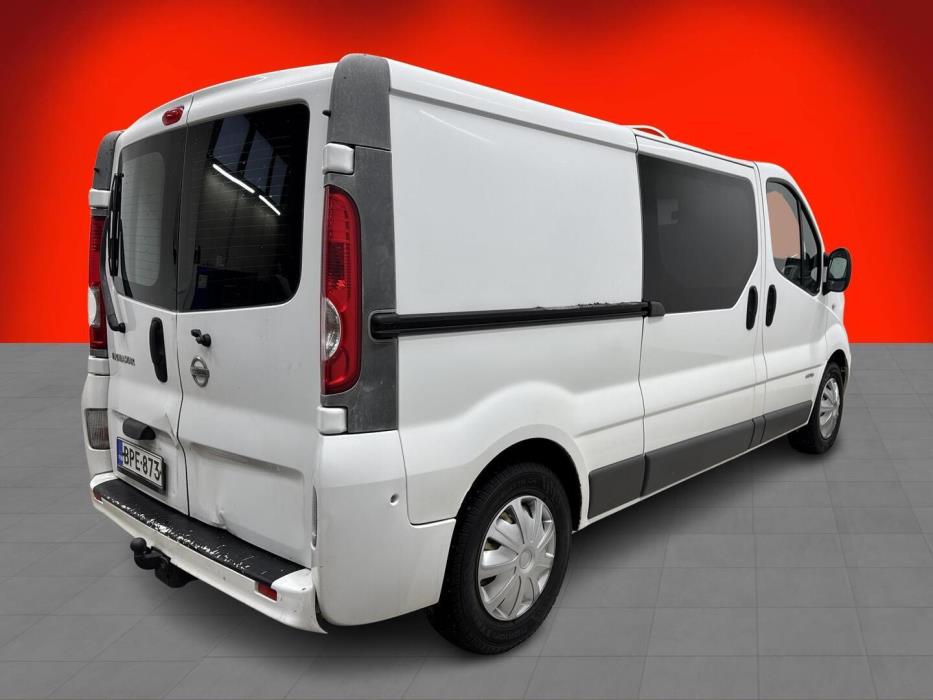 NISSAN Primastar 2011