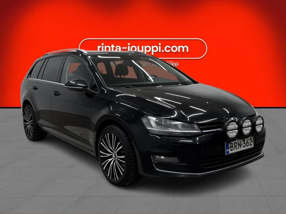 VOLKSWAGEN Golf 2014