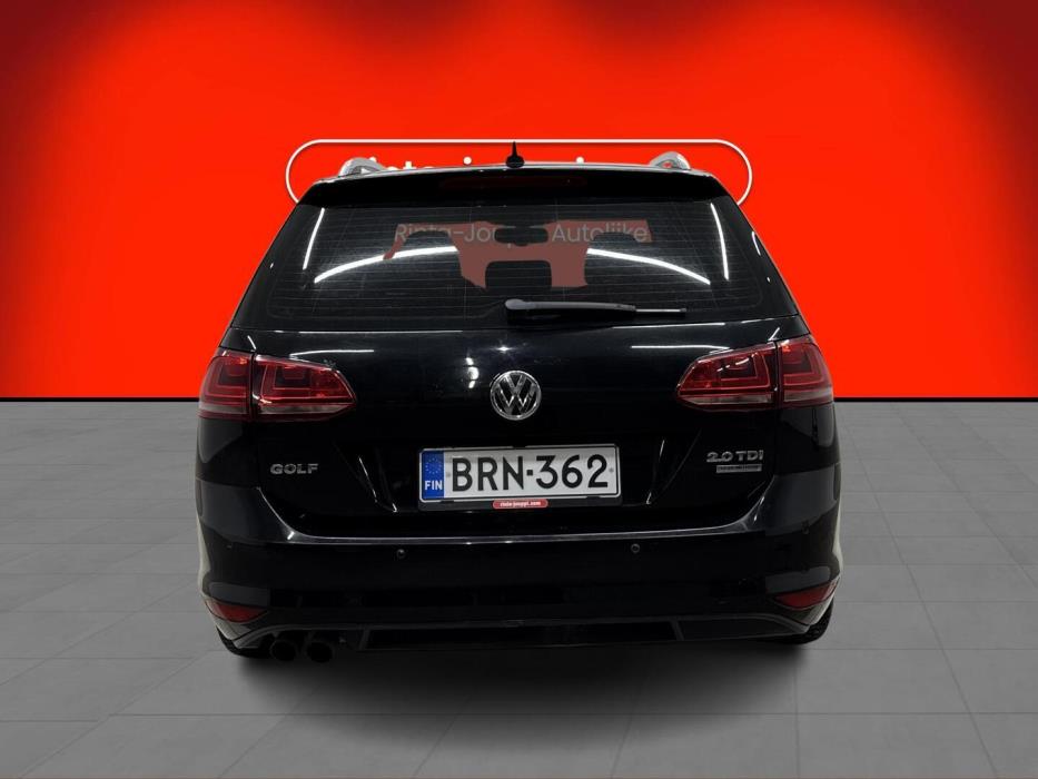 VOLKSWAGEN Golf 2014