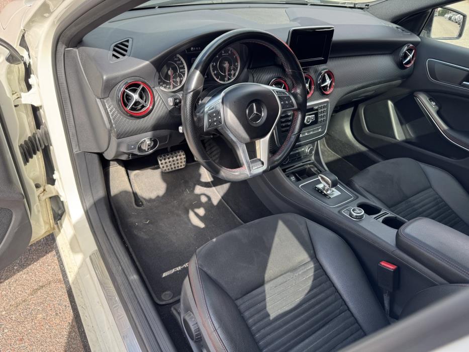 MERCEDES-BENZ A 45 AMG 2014