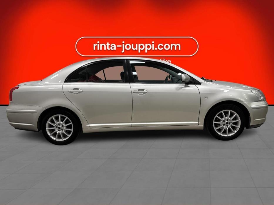 TOYOTA Avensis 2005