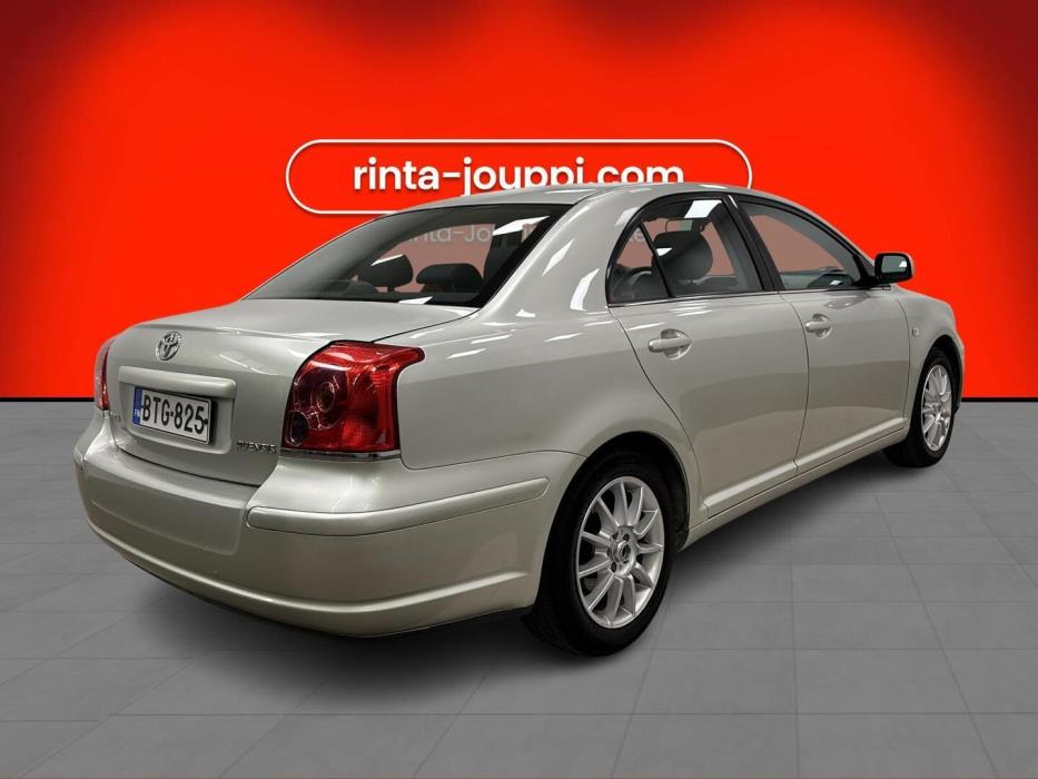 TOYOTA Avensis 2005