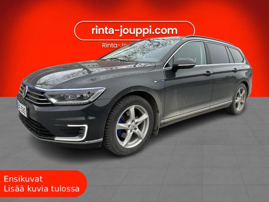 VOLKSWAGEN Passat 2017