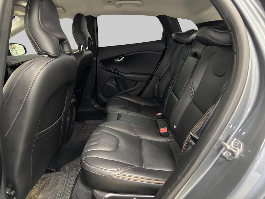 VOLVO V40 Cross Country 2019