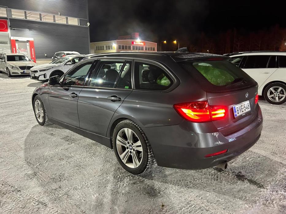 BMW 318 2014