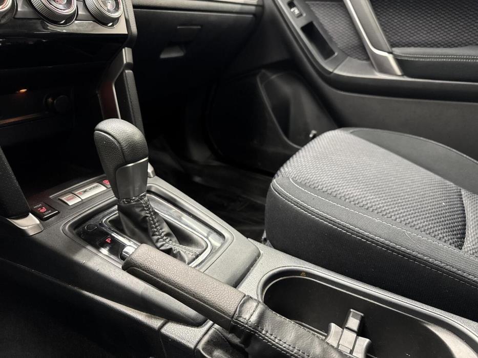 SUBARU FORESTER 2018