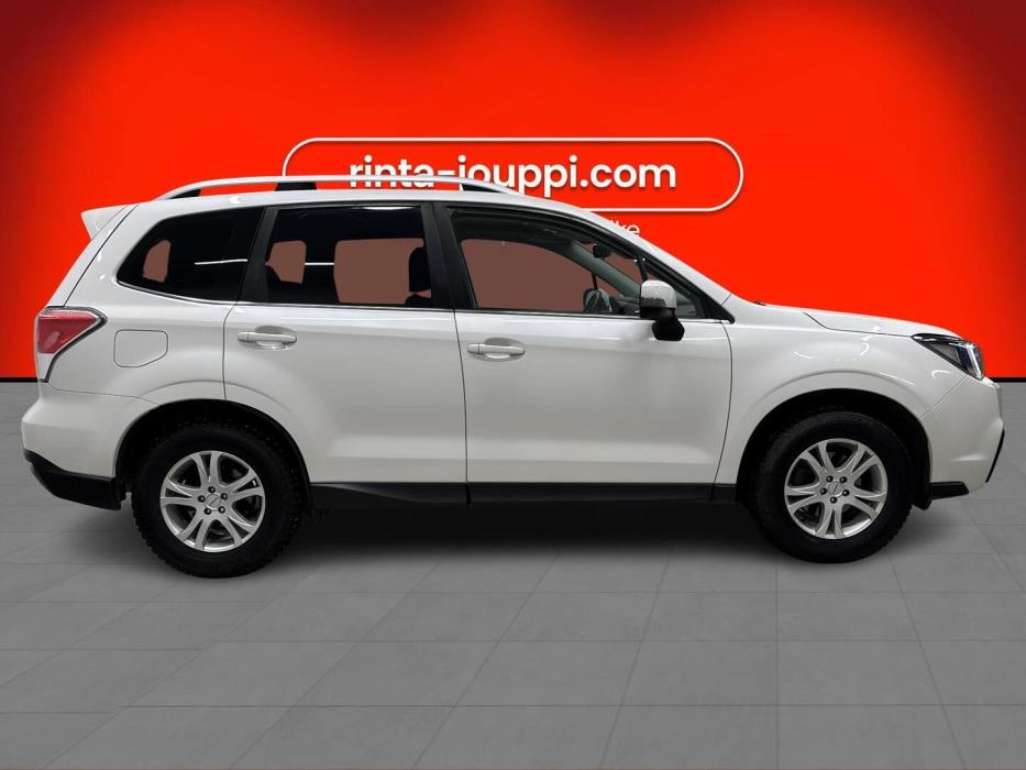 SUBARU FORESTER 2018