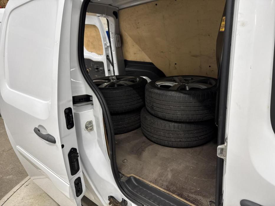 MERCEDES-BENZ Citan 2016