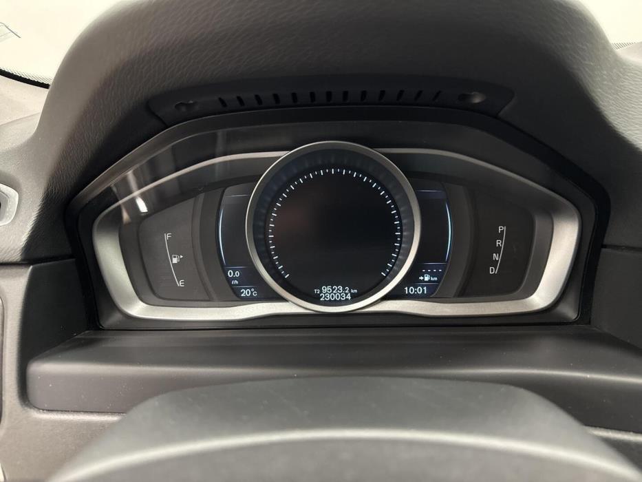 VOLVO XC70 2016