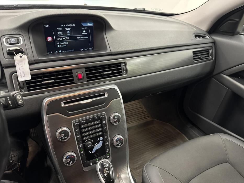 VOLVO XC70 2016