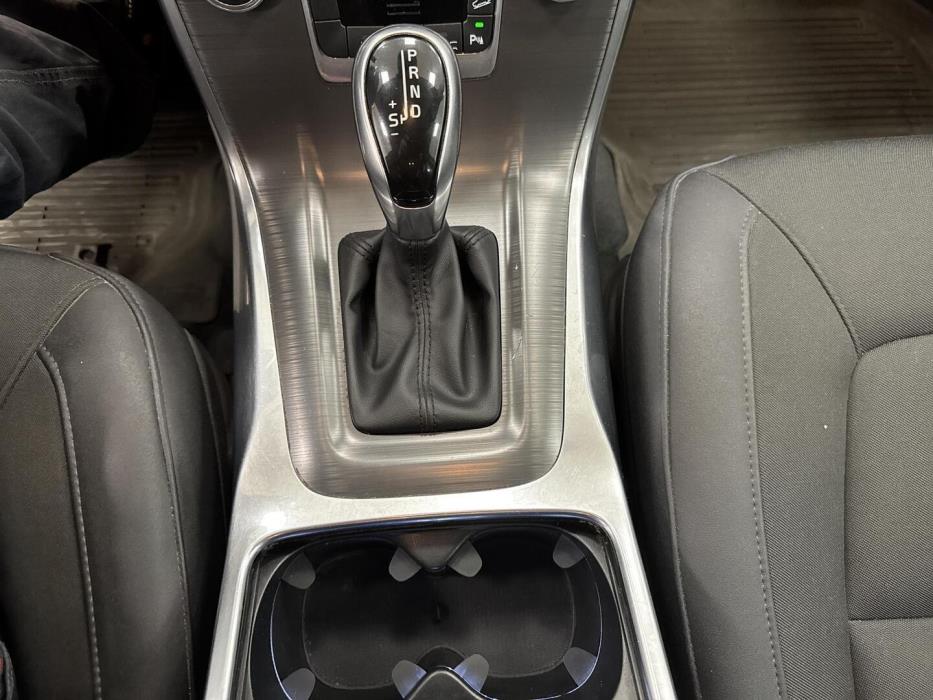 VOLVO XC70 2016
