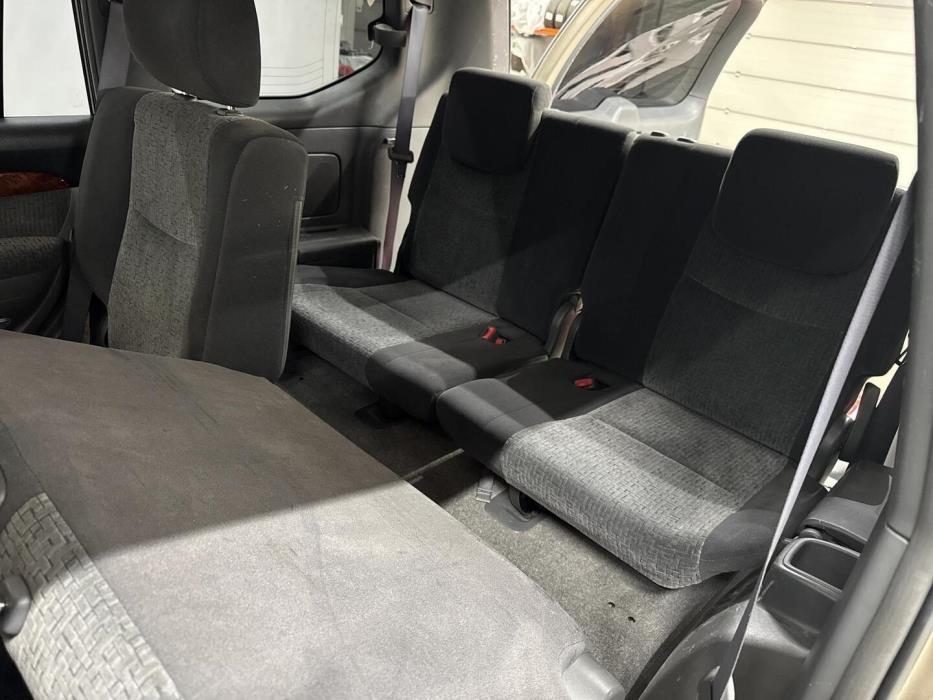 TOYOTA Land Cruiser 2005