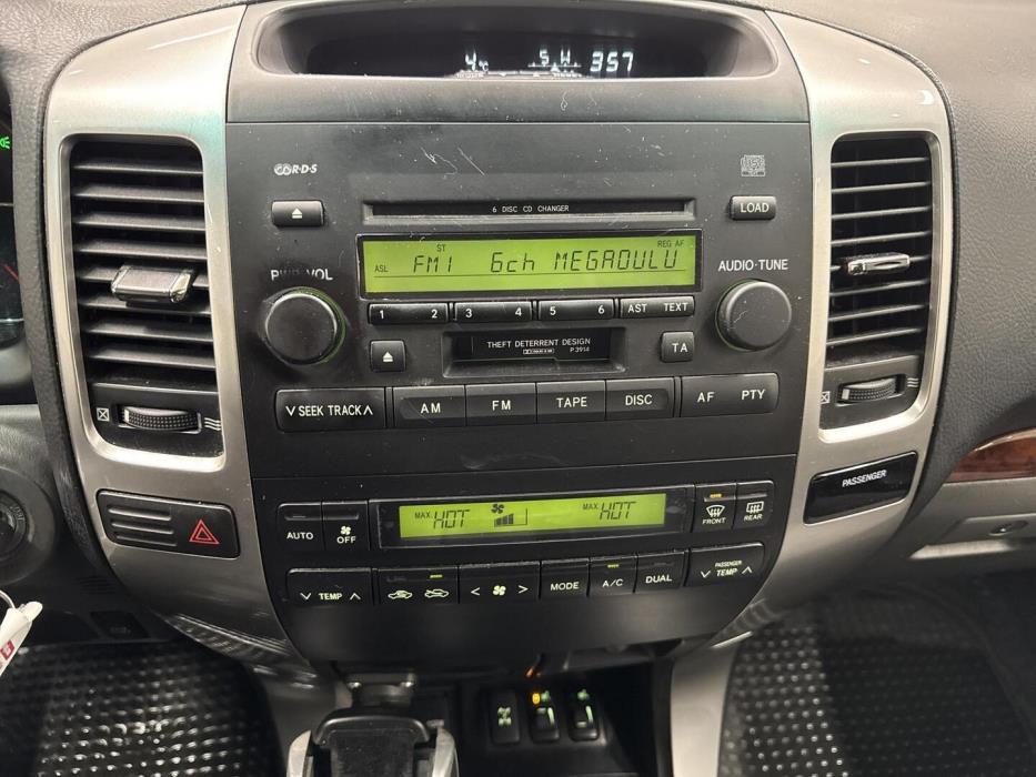 TOYOTA Land Cruiser 2005