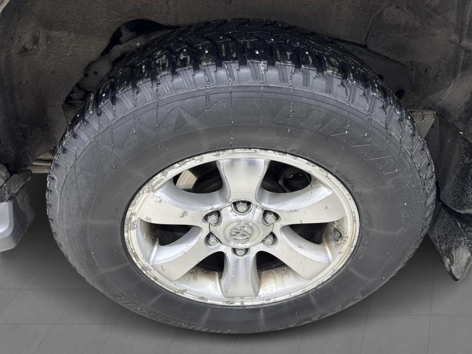 TOYOTA Land Cruiser 2005