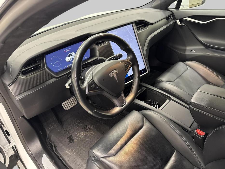 TESLA Model S 2019