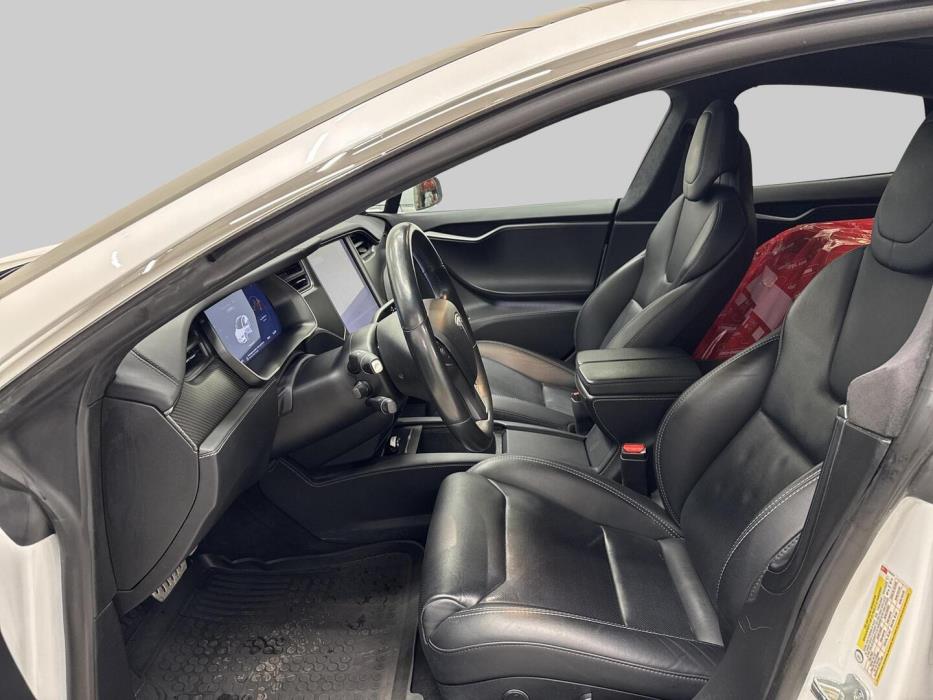 TESLA Model S 2019