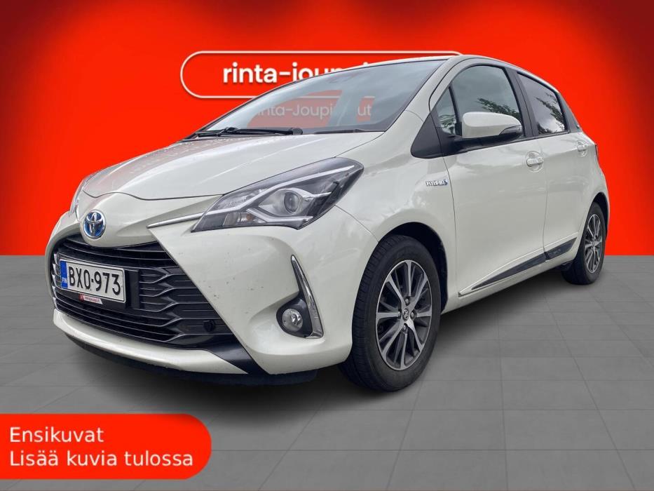TOYOTA Yaris 2019