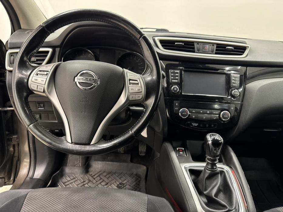NISSAN Qashqai 2014