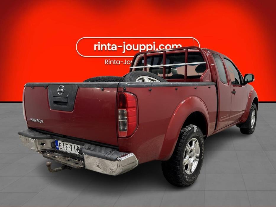 NISSAN Navara 2012