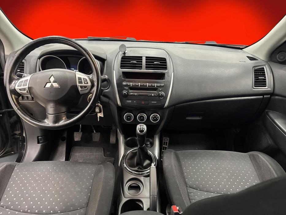 MITSUBISHI ASX 2011