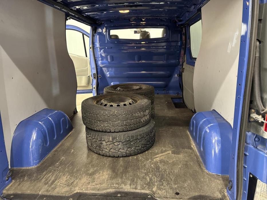 NISSAN Primastar 2012